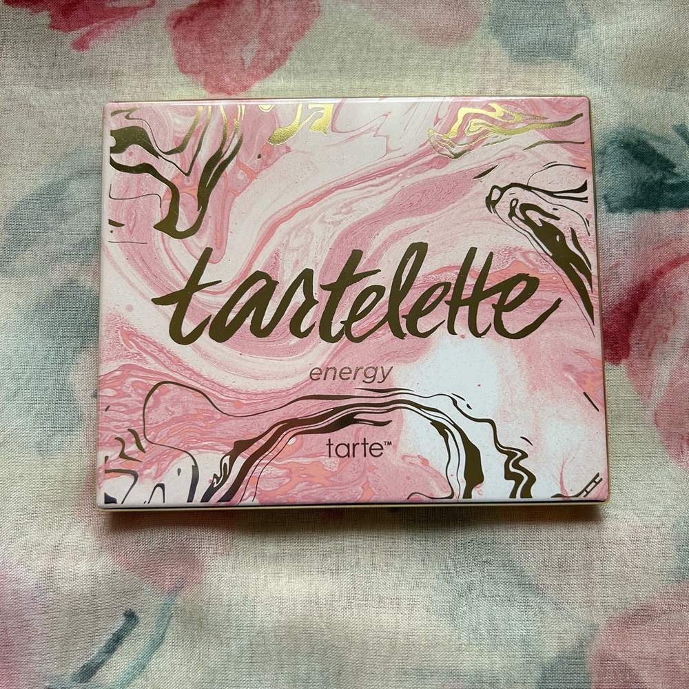 🎀 Tarte Tartlette energy eyeshadow palette